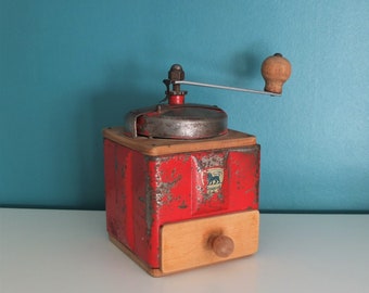 Vintage Peugeot Coffee Grinder, Metal and Wood, 1950's, Retro, French Coffee Mill, Rusty, Kitchen Decor, Moulin à Café