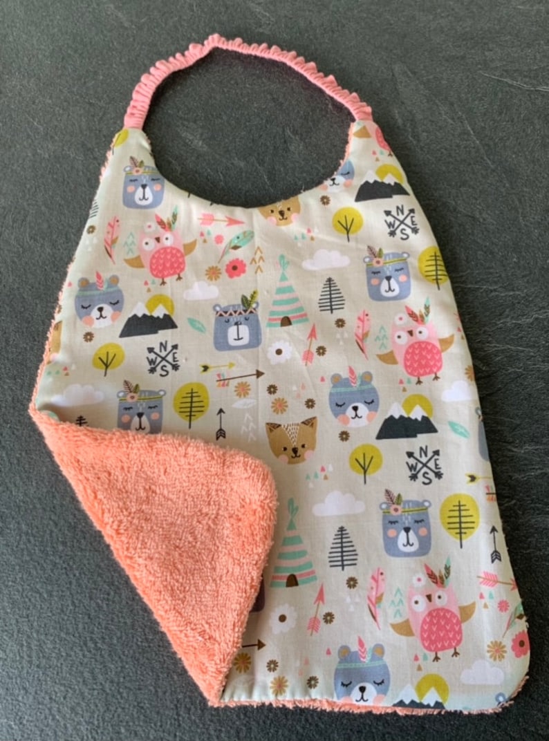 Baby bib with elastic
