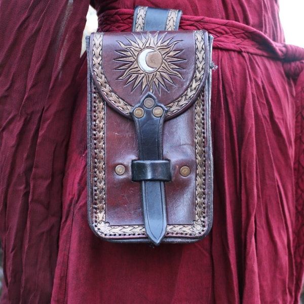 Leather Celestial Pouch Belt Bag | LARP Cosplay Accessory | Witch Celestial Forest Fae Elven Elf