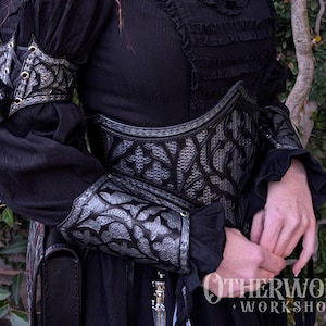 Kathedrale Armstulpen & Armstulpen | Fantasie inspiriert | LARP Cosplay Rüstung | Mittelalterliches Ball Gothic Kostüm