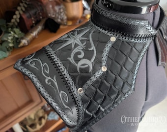 Leather Dragonscale Shoulder Mantle | Fighting Leathers Inspired | LARP Cosplay Armor | Fae Fairy Elven