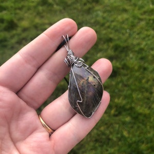 Super Flashy Labradorite Pendant Necklace