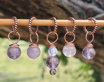 Marcadores de puntadas AAA de amatista, piedra lunar arcoíris, labradorita y cobre