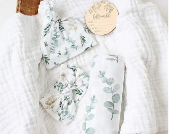 4 piece set 100% Organic Muslin Blanket "Eucalyptus"  Muslin Swaddle Set with Matching Hat, bow and Wooden Birt Announcement