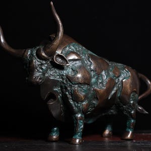Antique Bull Statue, Big Bull, Abstract Bull, Bronze Bull Statue, Animal Figure, Taurus Zodiac,  Wild Animal, Home Decor, 10.2 inch