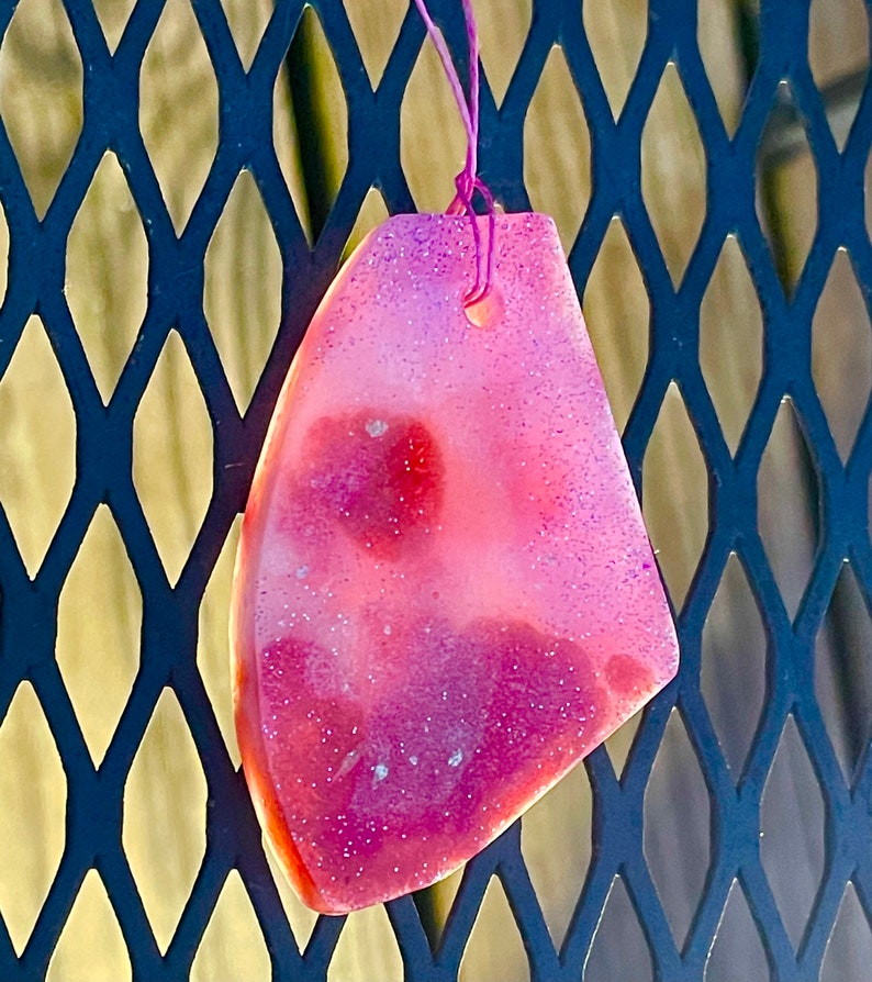 Extra Large Fresh Pendant Necklace in Polly\u2019s Hammer