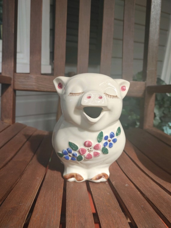 happy pig☆様 Amazon.com: ORB Funkee Animalz Jumbo Pig with Hat (Pink) - Big 4.5