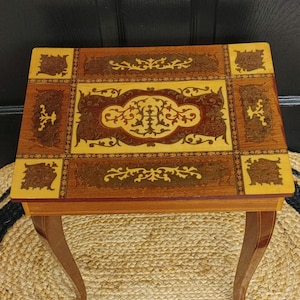 ITALY - MARQUETRY MUSIC Table: 1960's Inlaid Marquetry Music Side Table / Cabriolet / Box Storage / 7"H, 14.25"L, 10.75"W