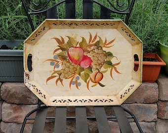 1950s Hand-Painted Metal Serving Tray – Vintage Farmhouse Decor