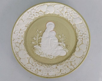 Vintage Vernon Ware Christmas Plate – "The First Noel" Limited Edition