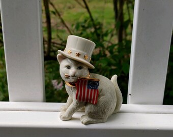 Lenox Patriotic Collection Cat With Flag In Mouth Independence Day Decor