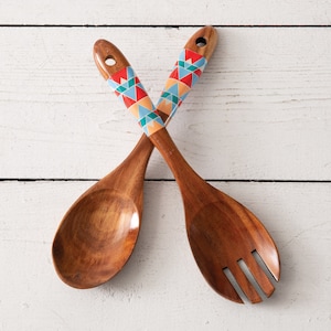 SALAD SERVERS - 2 Piece Wooden Salad Serving Set