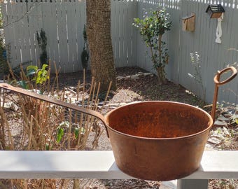 Antique Primitive CAST IRON KETTLE/Fireplace Cooking Pot Circa Late 1800's-Early 1900's/Rare Find