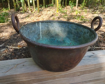 1930s Copper Cauldron Kettle: Antique Patina Decor (16" Diameter)