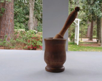 Vintage 1940's Mortar & Pestle Set