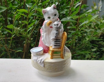 Vintage 1978 Beatrix Potter Lady Mouse Music Box by Schmid - Etsy