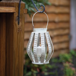 FARMHOUSE CANDLE LANTERN
