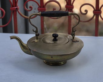 BRASS TEAPOT:  Antique Early 1900's SS&Co Trademark