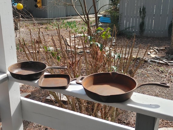 USA Cast Iron Skillets: No. 5 & Skookie Mini