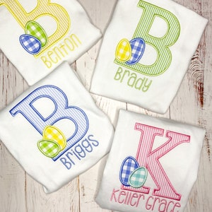 MÁS COLORES, Camisa bordada con monograma de carta de Pascua para bebé o niño pequeño, camiseta de huevo de Pascua, trajes de Pascua a juego de hermana hermana