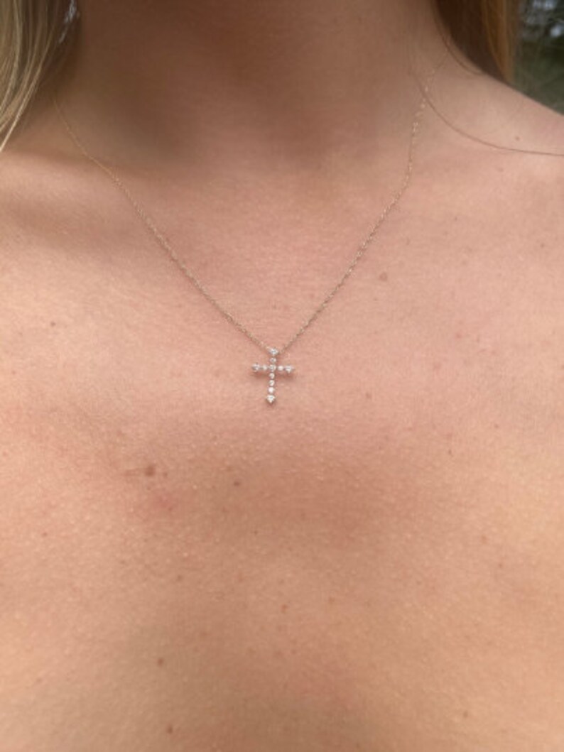 Cross necklace Girlfriend Gift Mothers day Gift for mom Gold Necklace 14k Solid Gold Holidays Gift Dainty Necklace