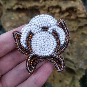 Cotton brooch Flower cotton Embroidered brooch Ukrainian brooch Handmade brooch Ukrainian jewelry Cotton flower brooch Brooch Bavovna