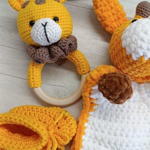Newborn Set 4 piece Giraffe gift set