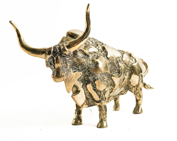 ブロンズ製雄牛の彫刻 幅11インチ / 24 cm 雄牛の置物 部屋の装飾 家の