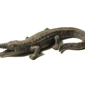 Crocodile Sculpture 10 Inch / 25 cm Width, Crocodile Statue, Crocodile Figurine, Room Decor, House Decor, Office Decor, Living Room