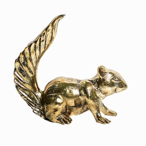 Bronze Squirrel 8 Inch / 20 cm, Squirrel Bronze, Squirrel Sculpture, Home Decor, Room Decor, Living Room, Birthday Gift, Office Decor