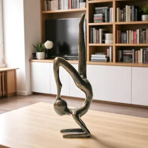 Abstract Statue 7.5 Inch / 19 cm, Abstract Figurine, Abstract Sculpture, Room Decor, Birthday Gift, House Decor, Modern Home Decor