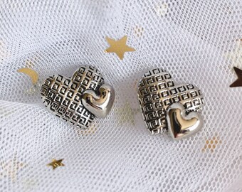 5PC Heart button,Silver buttons，fashion coat buttons，decorative buttons，clothing accessories，High quality button，cute buttons，Texture button