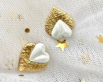 5PC Heart button,Gold buttons，fashion coat buttons，decorative buttons，clothing accessories，High quality buttons，cute buttons，Texture button