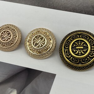 5PCS Stylish hollow buttons，Vintage buttons，fashion gold buttons，decorative buttons，clothing accessories，Bronze buttons，delicate buttons