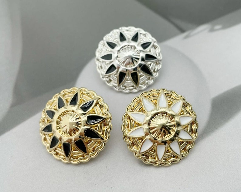 5PC Fashionable retro sunflower buttondrop glue buttonsBaroque buttonsSewing accessoriesTexture-fashion coat buttondecorative buttons image 1