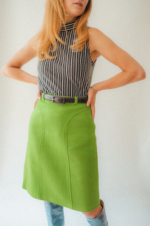 Vintage 60s Mod Lime Green Skirt | Curated by Groo