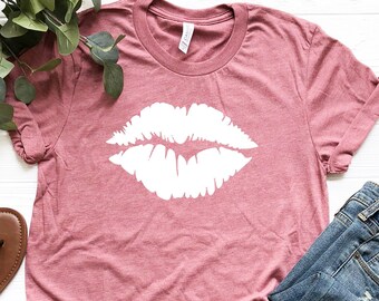 tee shirt with lips