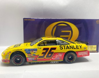 1/18 Rusty Wallace ERTL American Muscle 1/18 Miller 25