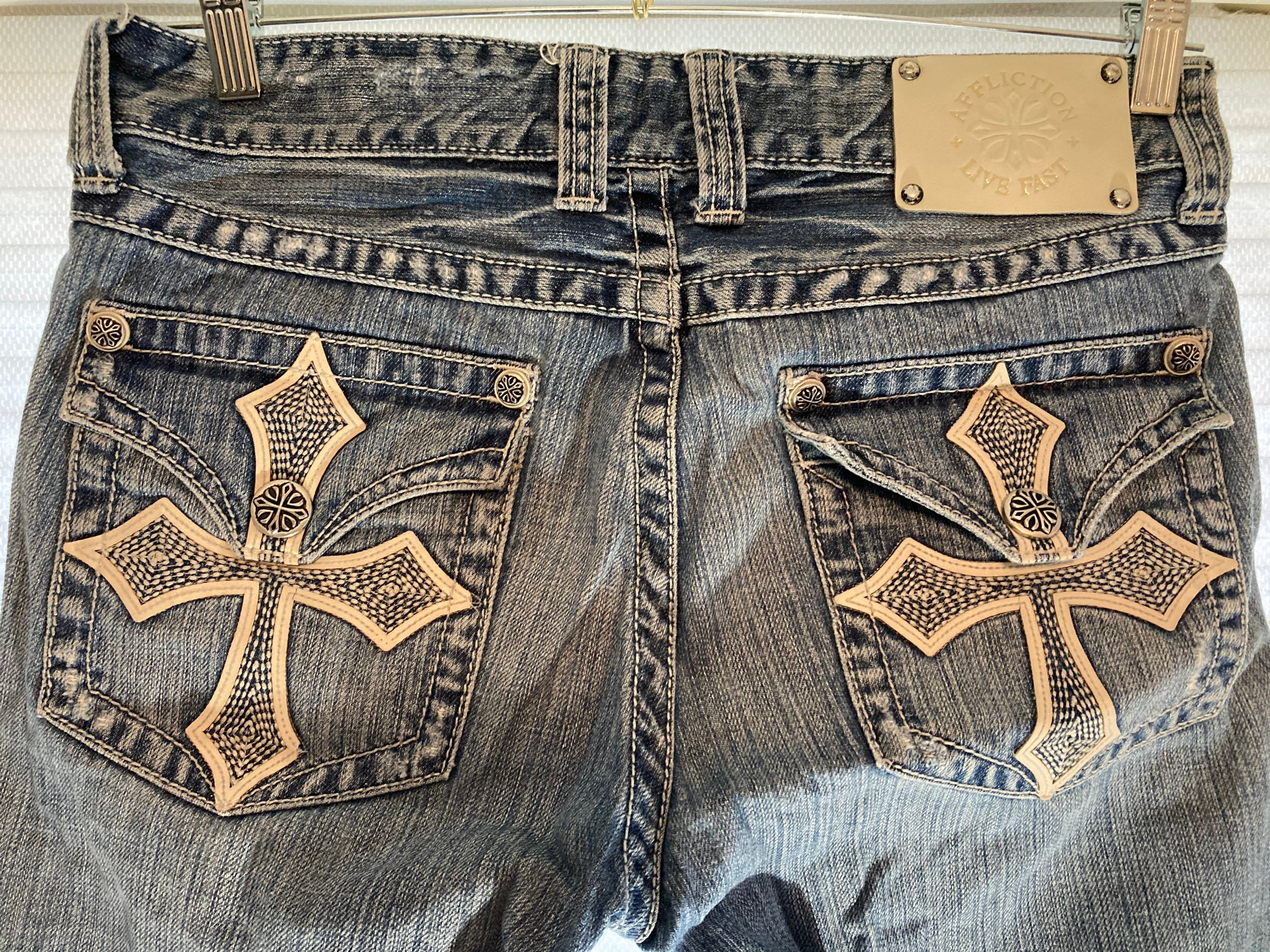 AFFLICTION Live Fast - Rare White Leather Cross Pocket - Mens