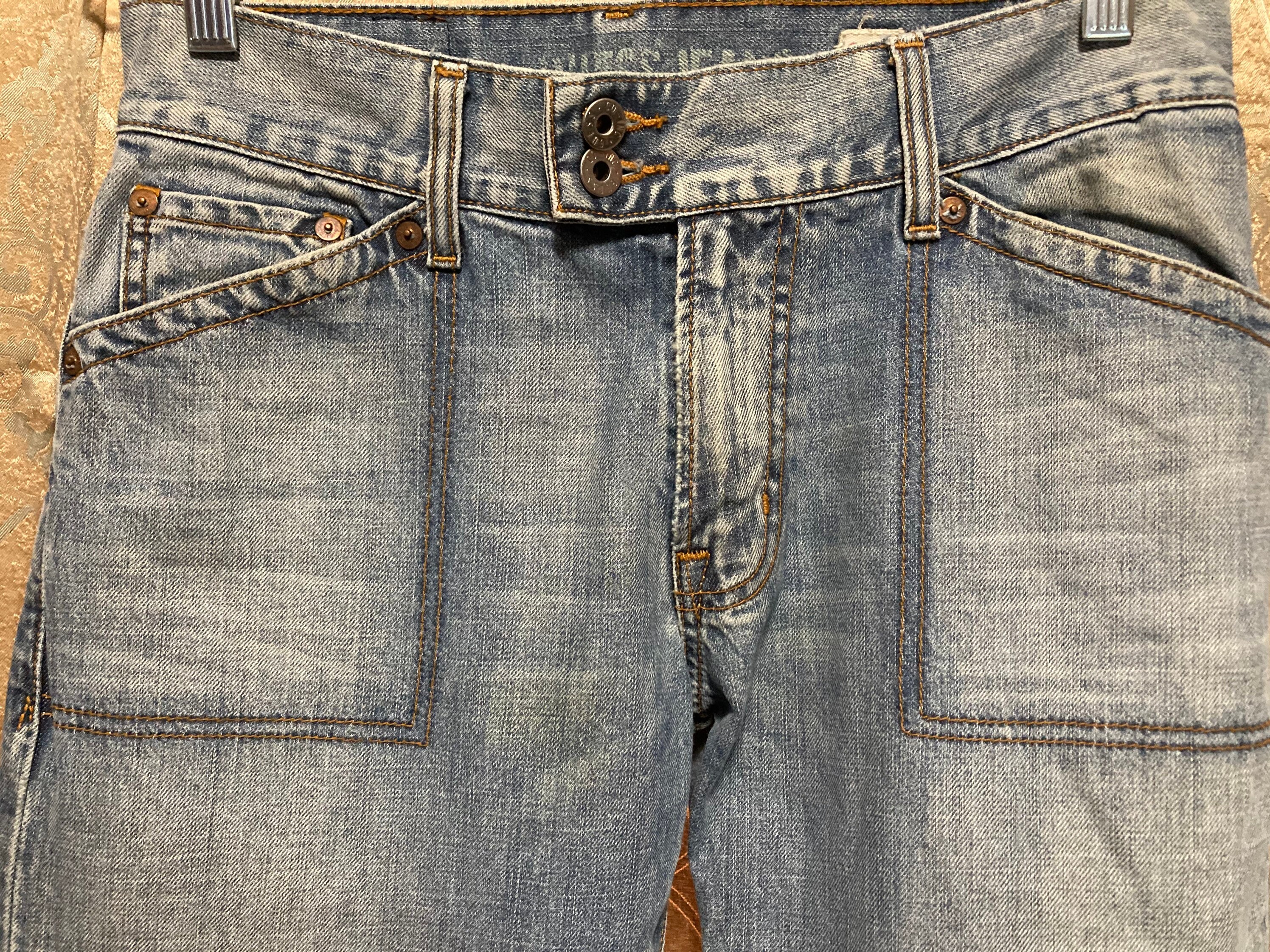 guess stonewashed jeans