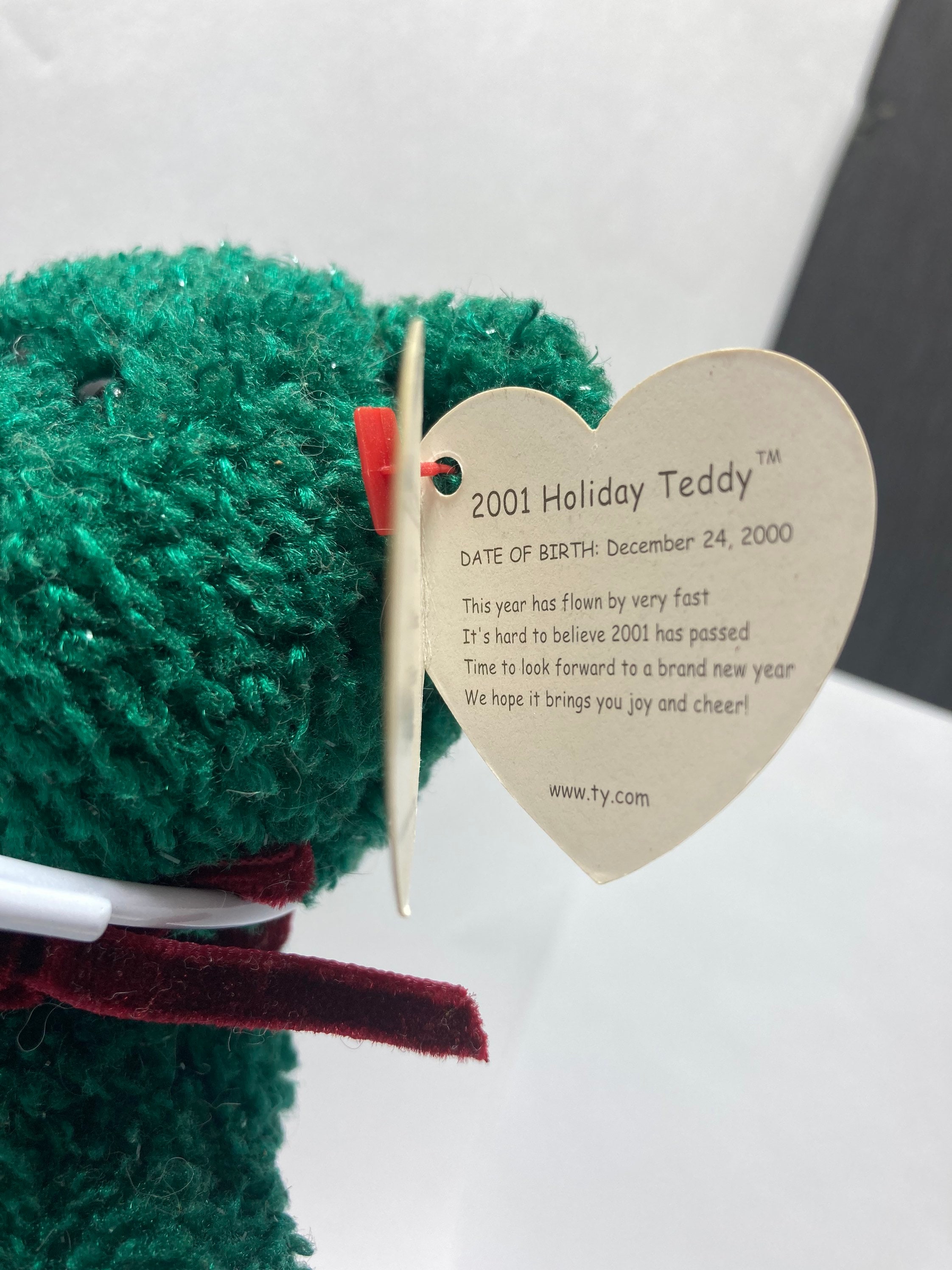Retired TY Beanie Baby 2000 2001 Holiday Teddy Green Bear RARE Tag
