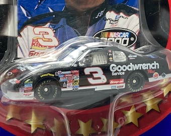 Dale Earnhardt 2000 PREVIEW Series Winners Circle Goodwrench 1:64 NASCAR collectors card Free Shipping