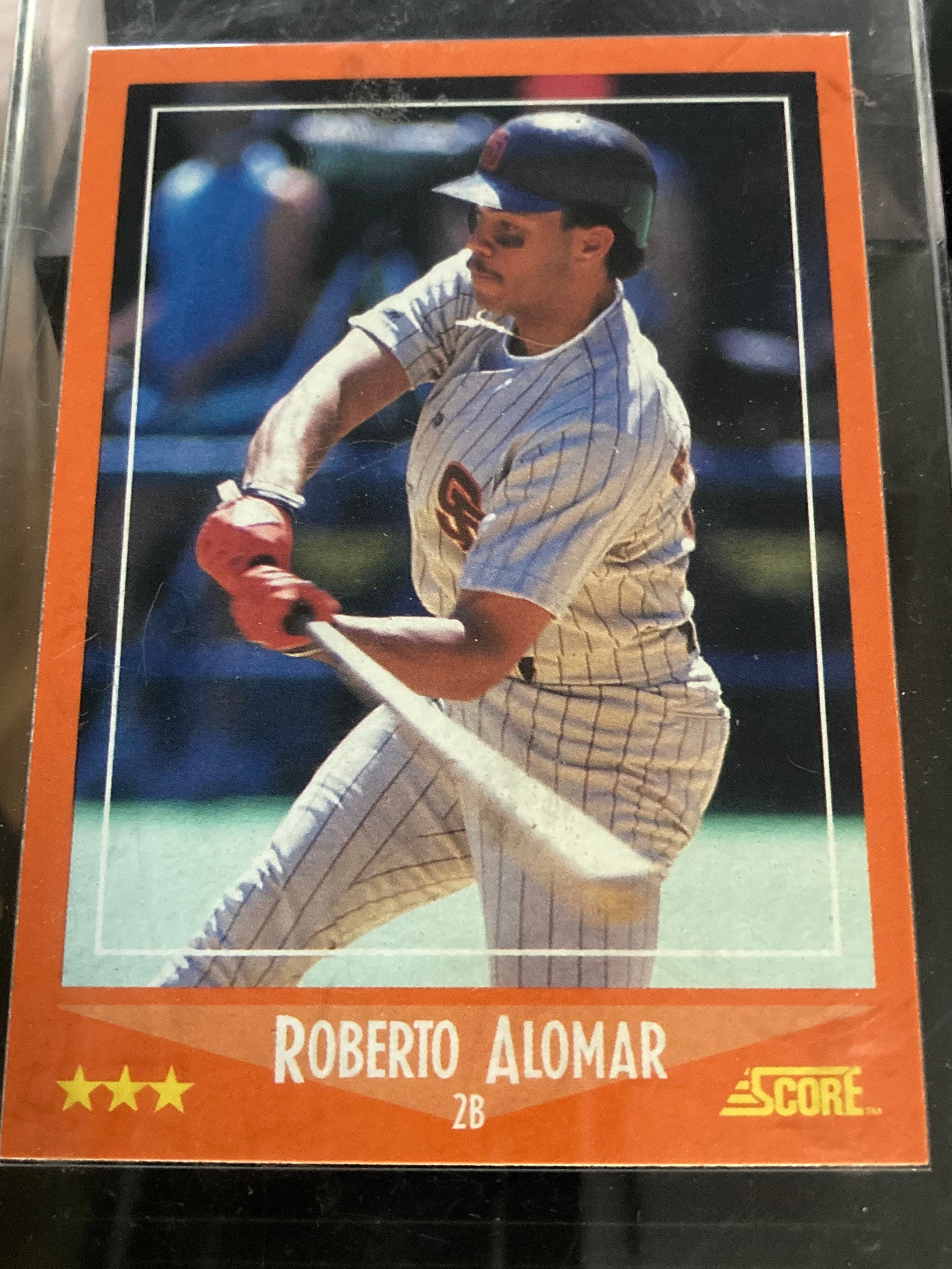 1988 Score Traded 105T Roberto Alomar San Diego Padres Rookie Card 