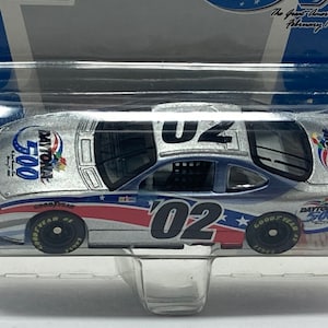 Team Caliber Daytona 500 Pace Car NASCAR 1/64 Pit Stop 2002 Free Shipping