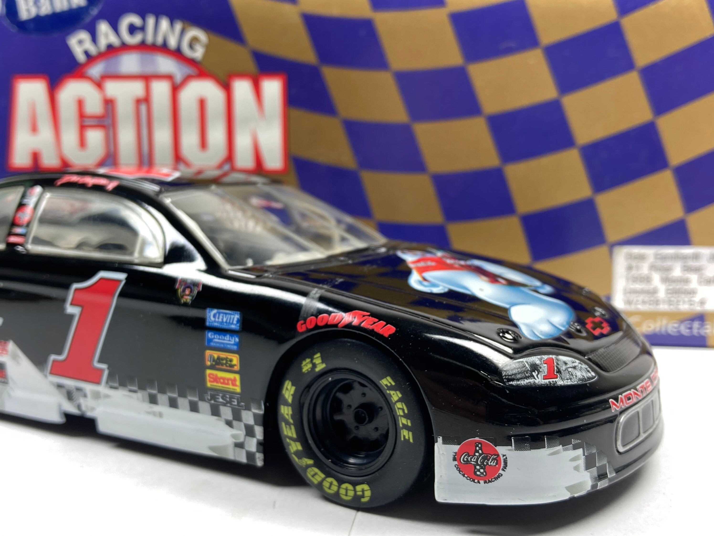 Dale Earnhardt Jr. #1 Coca-cola Polar Bear 1998 1:24 Action Dale Earnhardt Jr. #1 Coca-cola Polar Bear 1998 1:24 Action