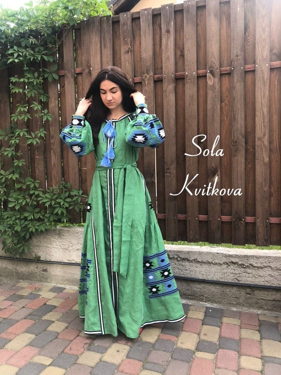 Mexicaanse geborduurde jurken boho Aza Unieke prom jurk Mexicaanse jurk vrouwen Jurk Geborduurde kaftan Lange jurken vrouwen Groene kaftan Etsy Belgie