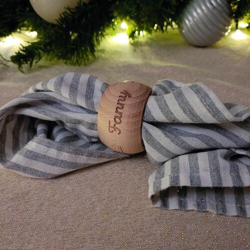Personalized wooden napkin ring - Wedding - Christening - Christmas - Birthday - Family meal