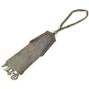 1920s vintage silver tone chain mesh narrow flapper purse / antique metal chain bag / miniature purse / antique purse / delicate chain