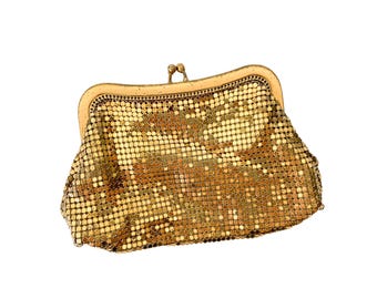 1950s Whiting & Davis Gold Chainmail Purse 5