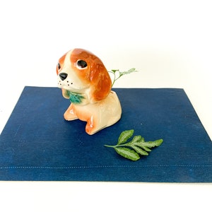 vintage small spaniel puppy planter in porcelain / ceramic dog planter / dog container / puppy dog figurine